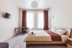 Апарт-отель Apartments near Deribasovskaya . Люкс трехместный  2