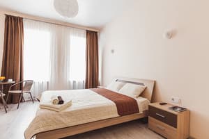 Апарт-отель Apartments near Deribasovskaya . Люкс трехместный  1