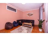 Friends House 10