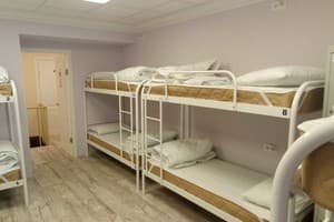 Хостел Hostel Dvor. Место в женском 10-местном номере комната 3 1