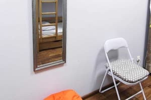 Хостел Hostel51 . Место в женском 4-местном номере  1