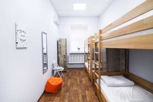 Хостел Hostel51 . Место в женском 4-местном номере  2