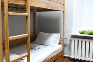 Хостел Hostel51 . Место в общем 8-местном номере  2