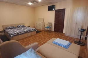 Хостел Hostele95. Апартаменты трехместный  2
