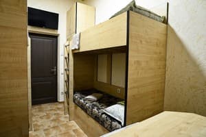Хостел Logovo Hostel. Место в мужском 4-местном номере стандарт для мужчин 1
