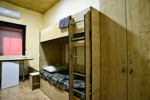 Хостел Logovo Hostel. Место в мужском 4-местном номере стандарт для мужчин 4