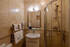 Апарт-отель Metro Hotel Apartments. Апартаменты двухместный мансарда 3