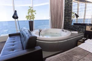 Спа-отель NEMO Hotel Resort & SPA. Люкс двухместный Панорамный вид на море +1 4