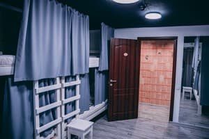 Хостел Смарт. Место в общем 6-местном номере А 3
