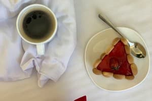 Sunday Hotel 16